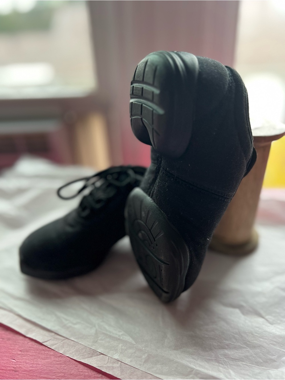 EUC Capezio Girls Dance Sneakers Hip Hop Lace-Up Split-Sole sz13